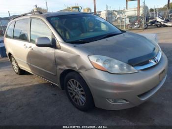  Salvage Toyota Sienna