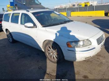  Salvage Volvo V70