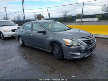  Salvage Nissan Altima