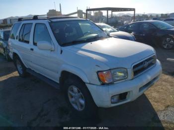  Salvage Nissan Pathfinder