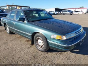  Salvage Ford Crown Victoria