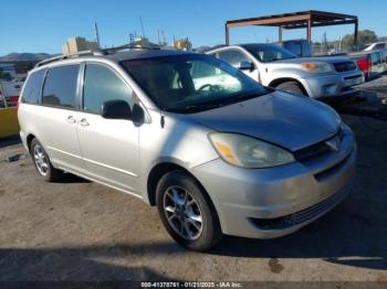  Salvage Toyota Sienna