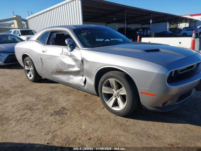  Salvage Dodge Challenger