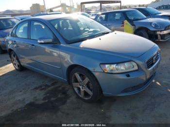  Salvage Volvo S40