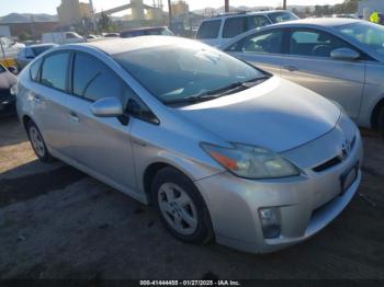  Salvage Toyota Prius