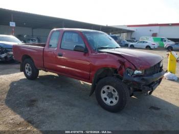  Salvage Toyota Tacoma