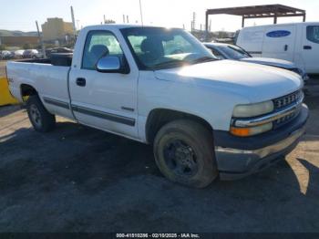  Salvage Chevrolet Silverado 1500