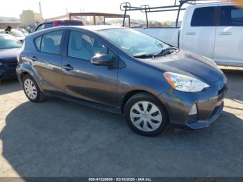  Salvage Toyota Prius c