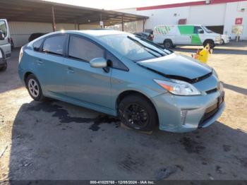  Salvage Toyota Prius