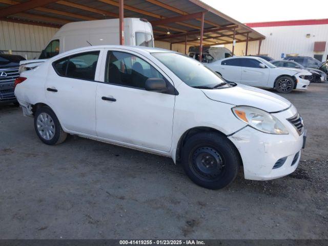  Salvage Nissan Versa