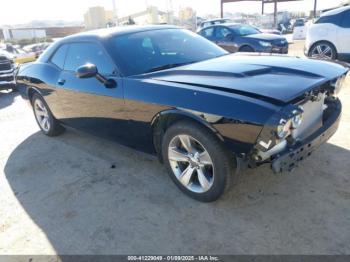  Salvage Dodge Challenger