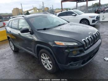  Salvage Jeep Cherokee