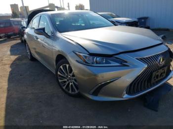  Salvage Lexus Es