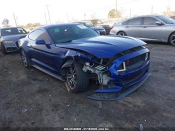  Salvage Ford Mustang