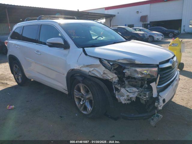  Salvage Toyota Highlander