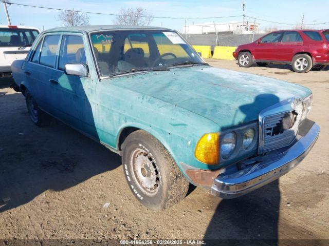  Salvage Mercedes-Benz 300