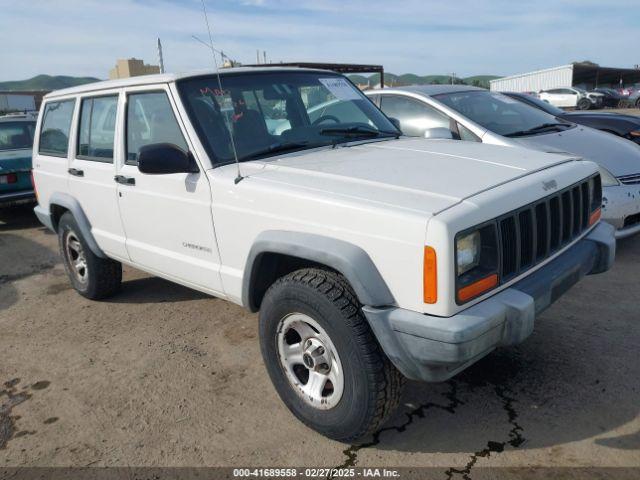  Salvage Jeep Cherokee