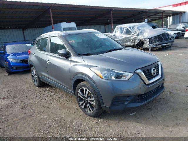  Salvage Nissan Kicks