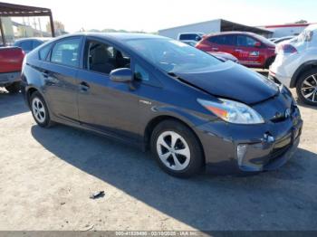  Salvage Toyota Prius