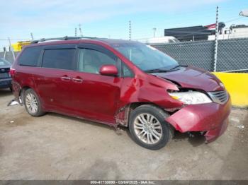  Salvage Toyota Sienna