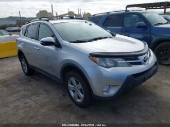  Salvage Toyota RAV4