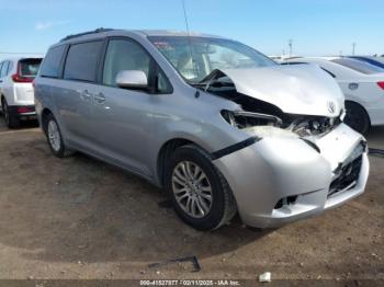  Salvage Toyota Sienna