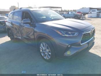  Salvage Toyota Highlander