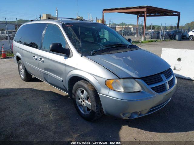  Salvage Dodge Grand Caravan