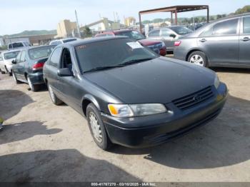  Salvage Toyota Camry