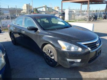  Salvage Nissan Altima