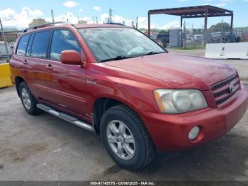  Salvage Toyota Highlander