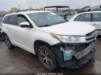  Salvage Toyota Highlander