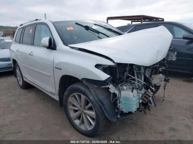  Salvage Toyota Highlander