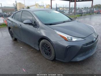  Salvage Toyota Prius