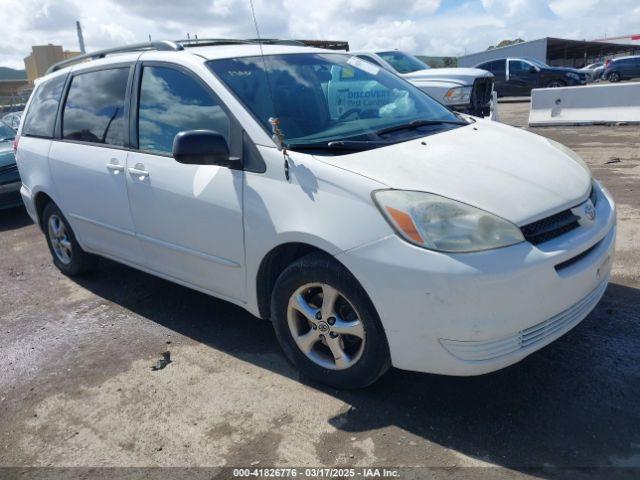  Salvage Toyota Sienna