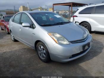  Salvage Toyota Prius