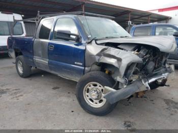  Salvage Chevrolet Silverado 2500