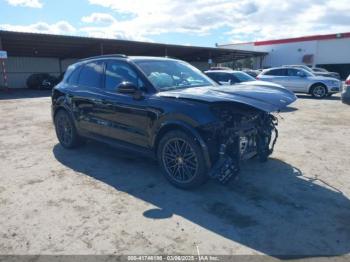  Salvage Porsche Cayenne