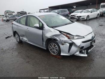  Salvage Toyota Prius
