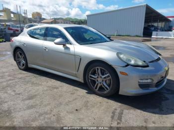  Salvage Porsche Panamera