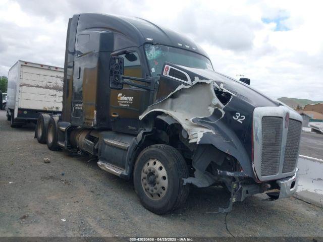  Salvage Kenworth Construction