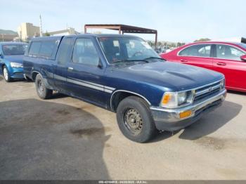  Salvage Toyota Pickup
