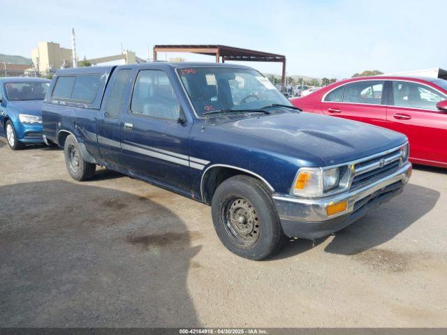  Salvage Toyota Pickup
