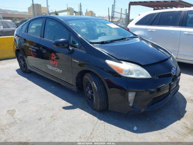  Salvage Toyota Prius