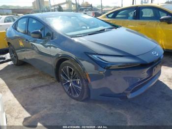 Salvage Toyota Prius