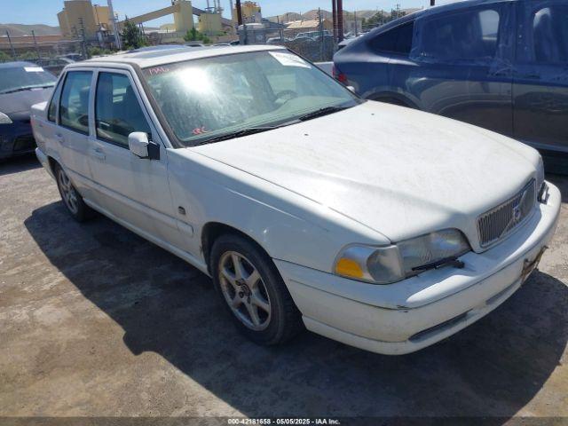  Salvage Volvo S70