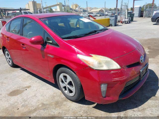  Salvage Toyota Prius