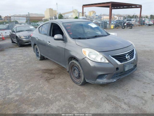  Salvage Nissan Versa