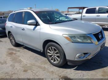  Salvage Nissan Pathfinder