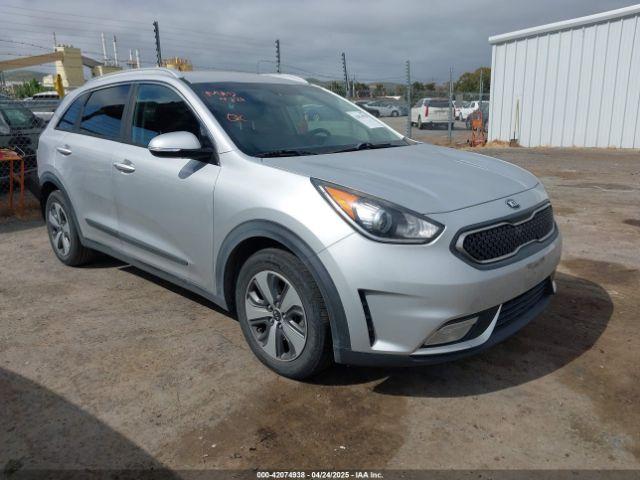  Salvage Kia Niro